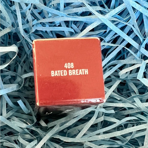 NIB MAC Cosmetics Love Me Lipstick in 408 Bated Breath - Picture 9 of 10